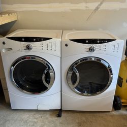 Washer & Dryer Set