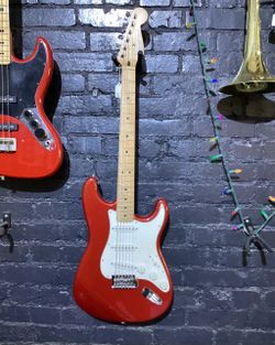 Fender Stratocaster Electric Guitar MIM