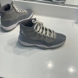 Cool Grey 11