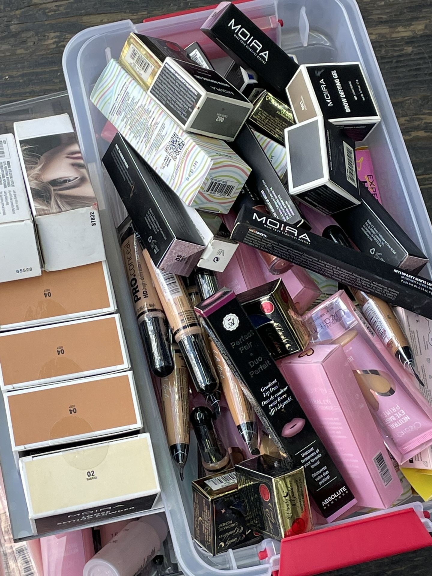 100 Pieces Of Makeup 