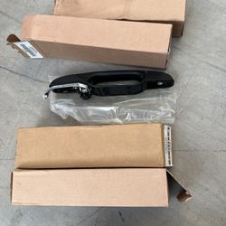 Chevy Silverado Outside Door Handles.