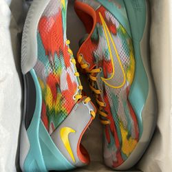 DS NIKE KOBE 8 VENICE SIZE 10.5