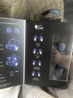 Never used never opened headphones