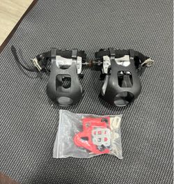 Jendel JD-304 Indoor Exercise Spin Bike Pedals 9/16 Set Cages & Red Cleats
