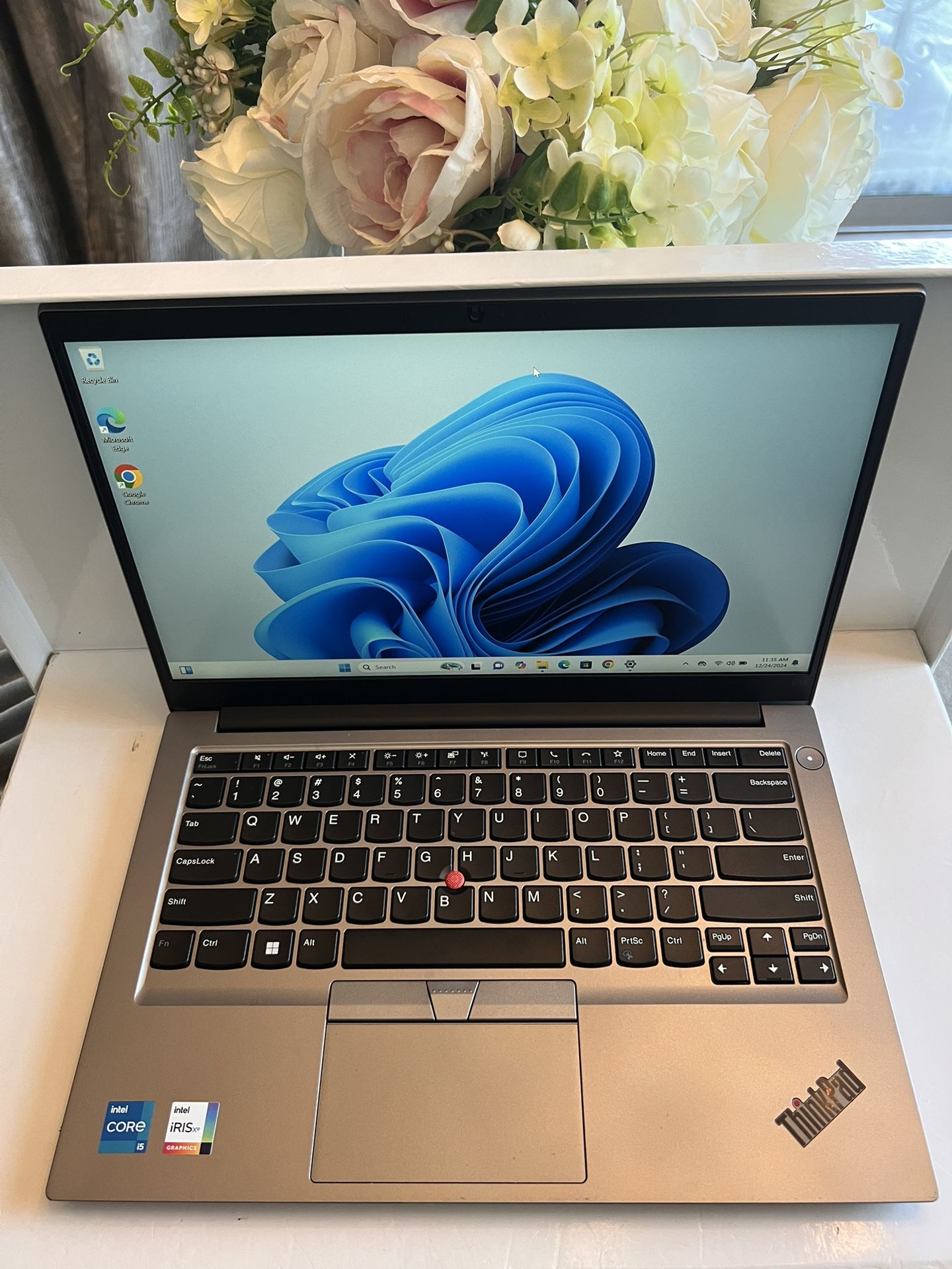 Lenovo Thinkpad E14 Gen 4 14" Laptop Intel i5 12th Gen 16GB RAM 256GB SSD Windows 11 and Office - $269.