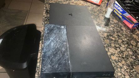 PS4 Pro/Slim