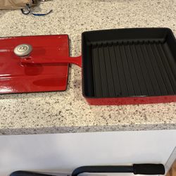 NEW Mario Batali Red Enamel Cast Iron Grill Pan Panini Press With Lid