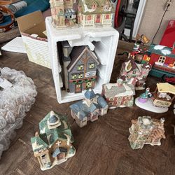 Porcelain Collectible Village 