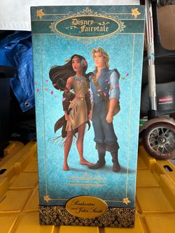 2014 Disney Fairytales Designer Collection “Pocahontas & John Smith *NIB*