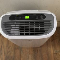 Dehumidifier 