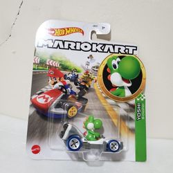 Hot Wheels Mario Kart Green Yoshi B-Dasher White With EGG Decal Vehicle Die-cast
