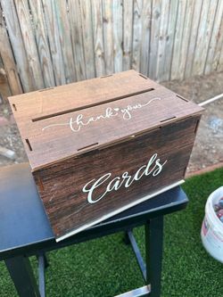Collapsible card box