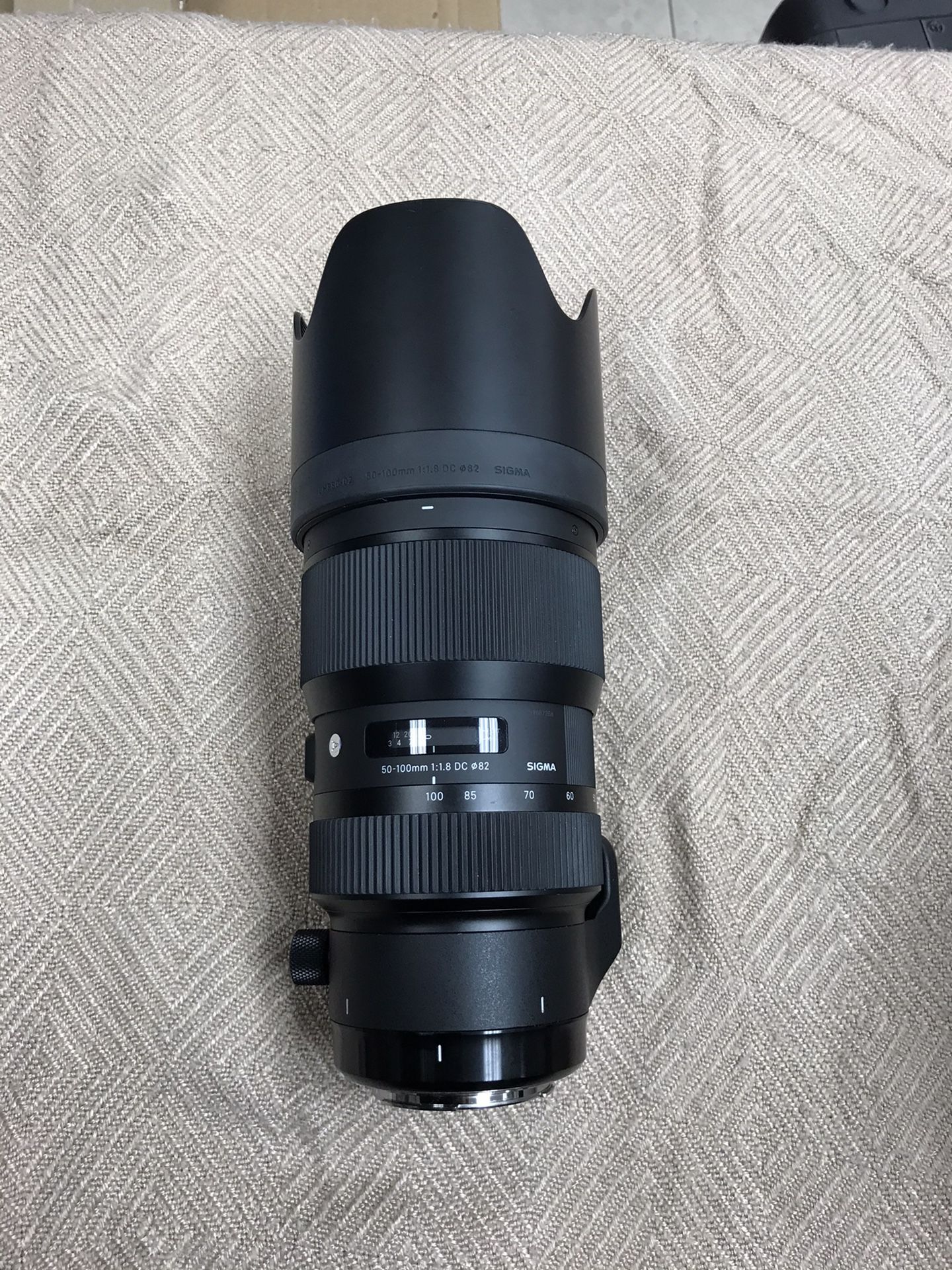 Sigma 50-100mm F1.8 DC Lens for Canon
