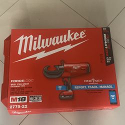 M18 is 18V Lithium-Ion Cordless FORCE LOGIC 750 MCM Crimper W/(2) Batteries, Charger, Hard Case