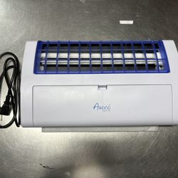 Refurbished Awoco FT-1E36C-CRA 13W 100V-240V LED Wall Mount Sticky Fly Trap Lamp with 6 Glue Boards
