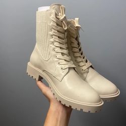Crown & Ivy Boots Size 8 