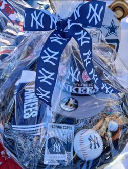 New York Yankees Basket
