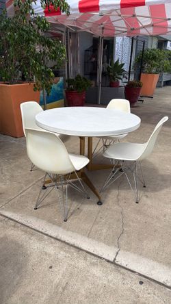 Beautiful Vintage original dining set