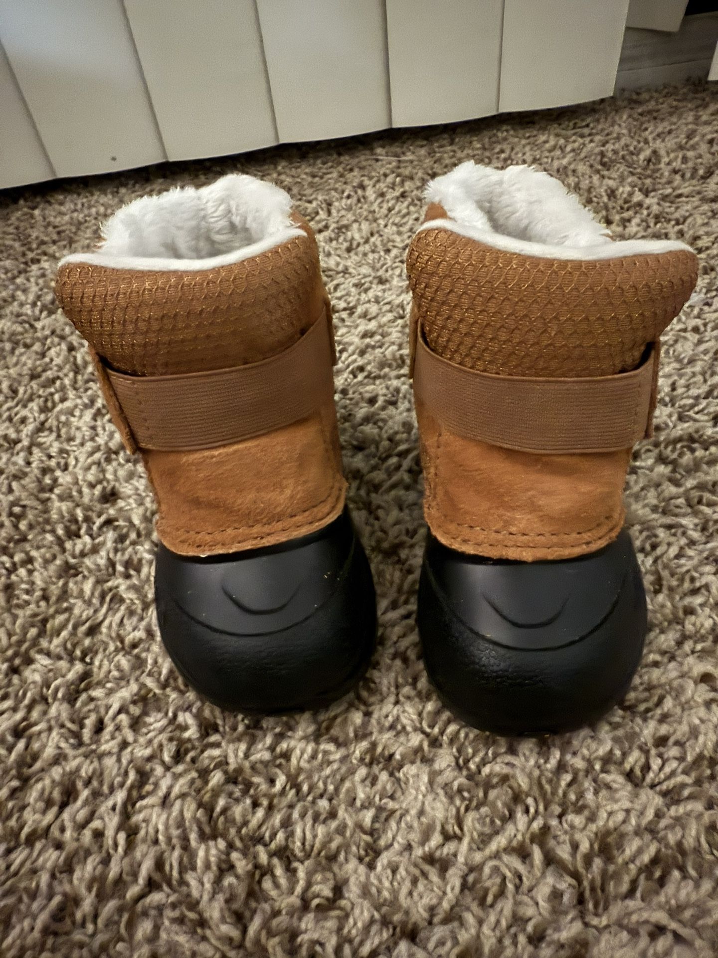 Toddler Boy’s Northface Snow Boots