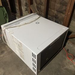 Window Air Conditioner 