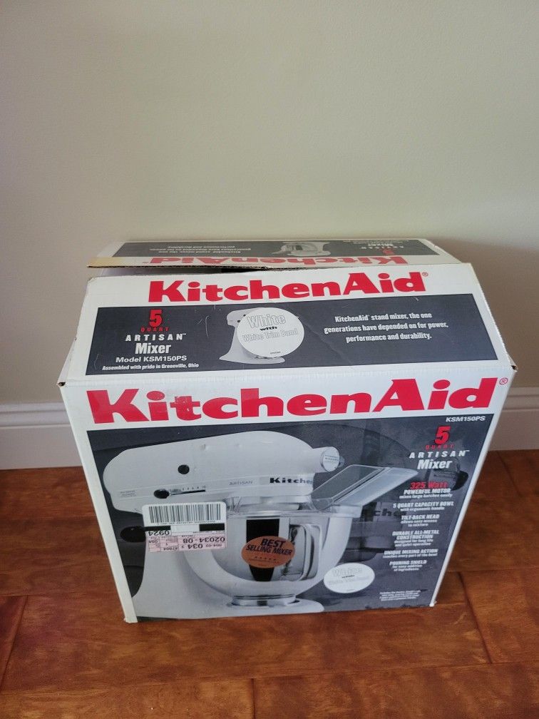 New KitchenAid Stand Mixer -White