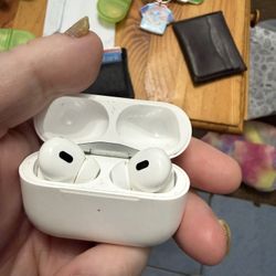 Apple AirPods Pro 2nd Generation 