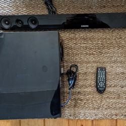 Samsung 2.1 Soundbar and Subwoofer 