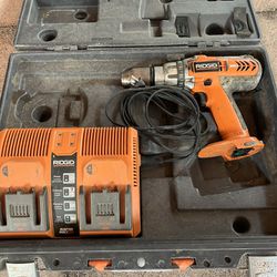 Rigid  12 V Battery Drill 