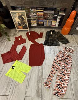 $5 To $10 Women’s Clothing Size Large New With Or Without Tag