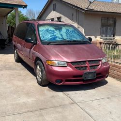 1999 Dodge Carravan