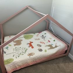 Full Size floor Bed