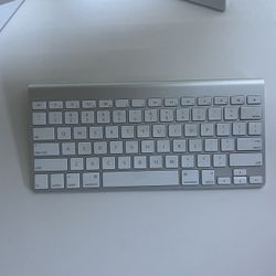 Apple Wireless Keyboard