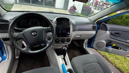 2005 KIA Spectra5