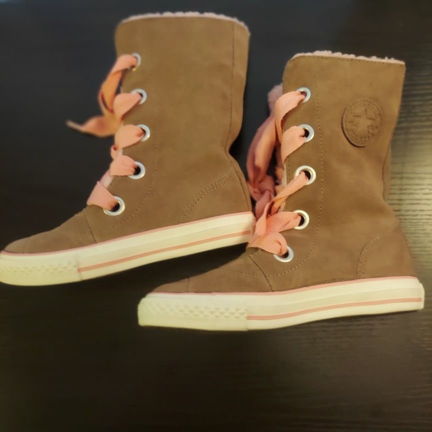 Girls Size 13 Converse Chuck Taylors Tan Suede