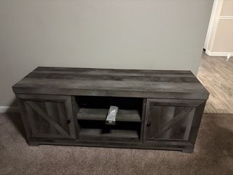 Farmhouse TV Stand with Cabinet Doors