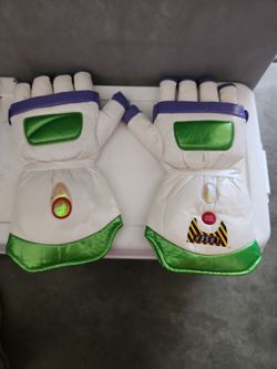 Buzz lightyear Disneyland gloves
