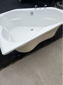 Kohler jacuzi tub no jets