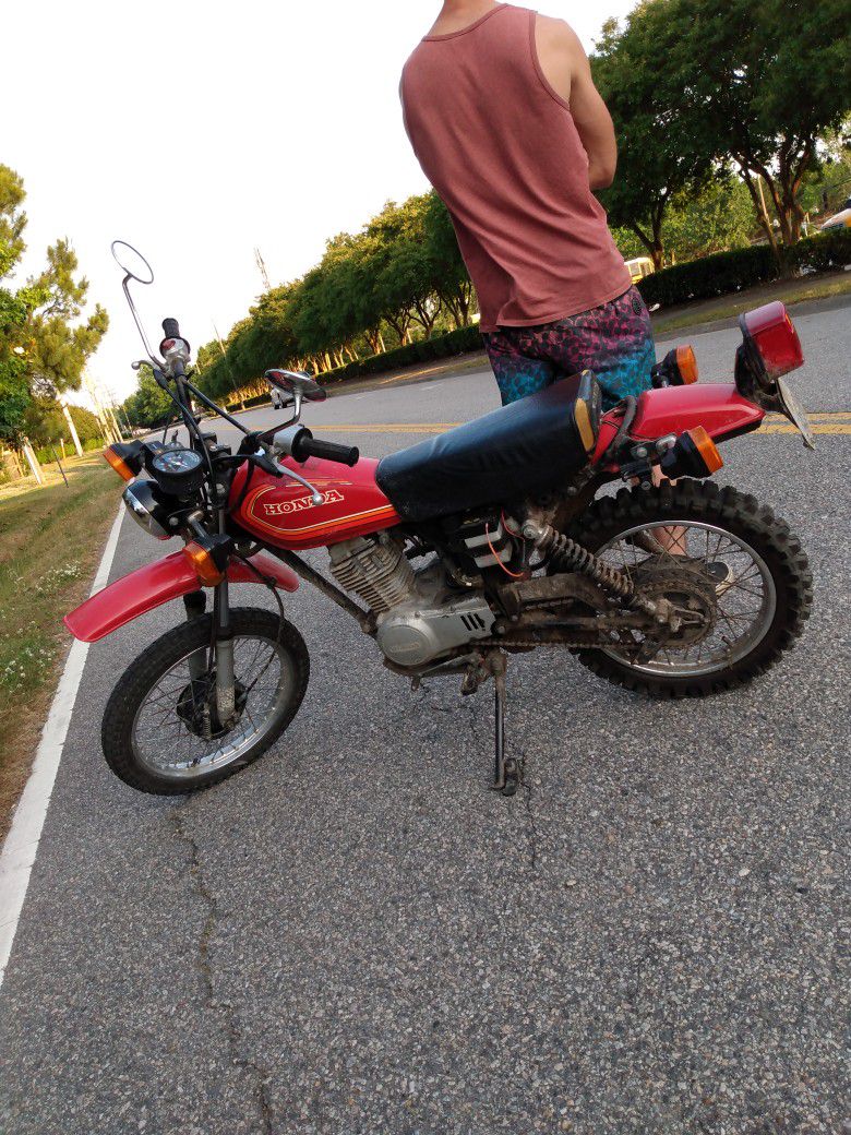 Photo 180 Honda Xl80 80cc Motorcycle