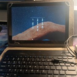 Amazon Fire HD 10 Tablet w/ Case And Magnetic Keyboard 