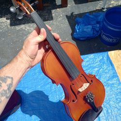 Unused Violin