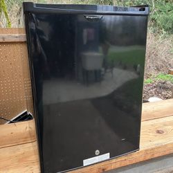 Dorm Sized Refrigerator 