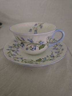 Vintage Shelley English Bone China Teacup & Saucer - Harebell