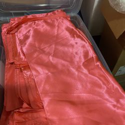 335 Coral Satin Dinner Napkins