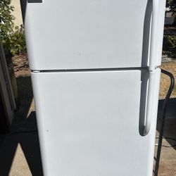 Frigidaire Refrigerator