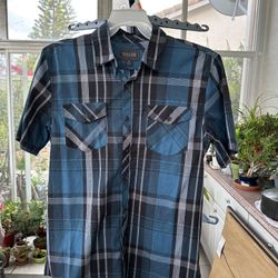 Valor Plaid Button Up Shirt | Medium 