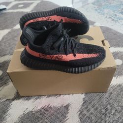 Kids Yeezy 350 