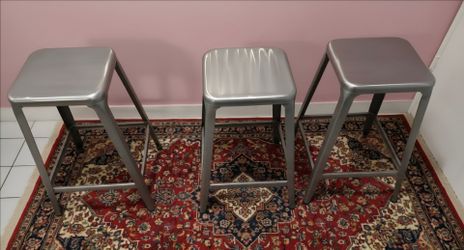Set of 3 Industrial Metal Bar Stools – 24" Counter Height Silver Backless Chairs