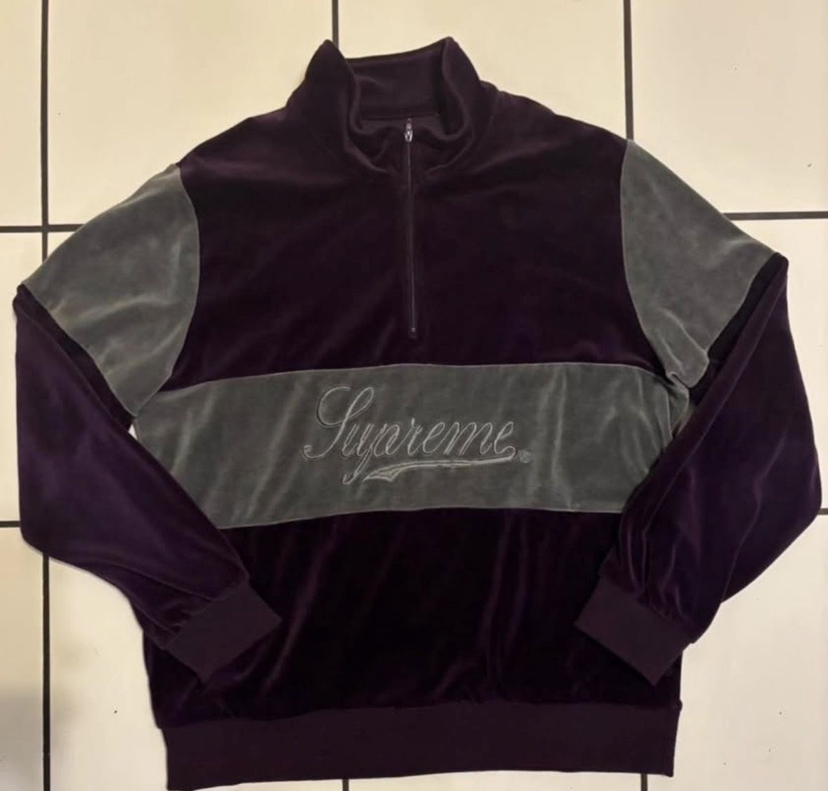 Supreme 2017 Fall/Winter “Velour Half Zip Pullover”