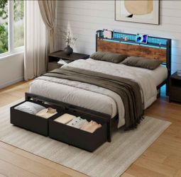 3 Piece Queen Bedroom Set Brand New in box