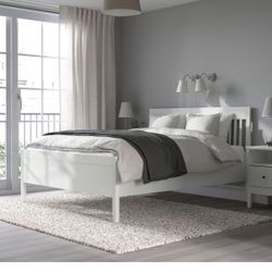 queen bed frame with mattress